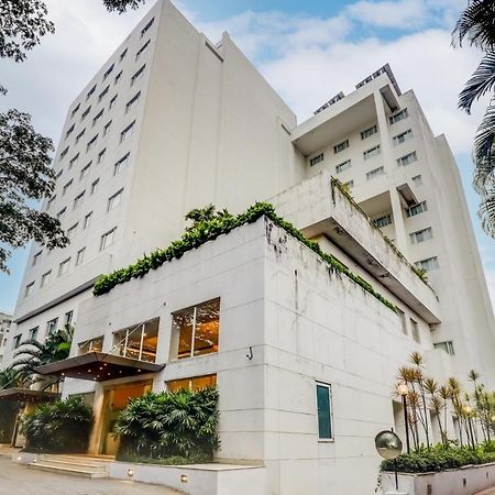 העיר בנגלור Lemon Tree Hotel Electronics City מראה חיצוני תמונה