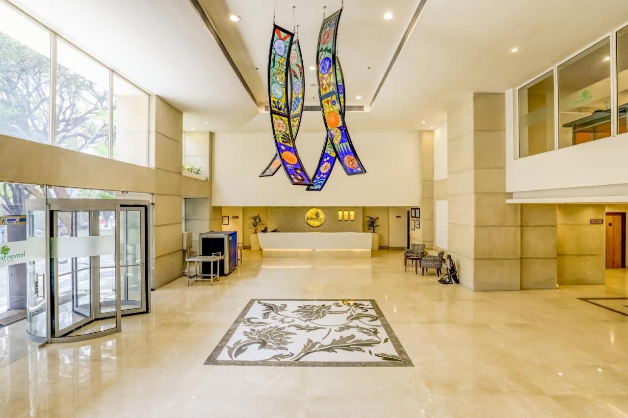 העיר בנגלור Lemon Tree Hotel Electronics City מראה חיצוני תמונה