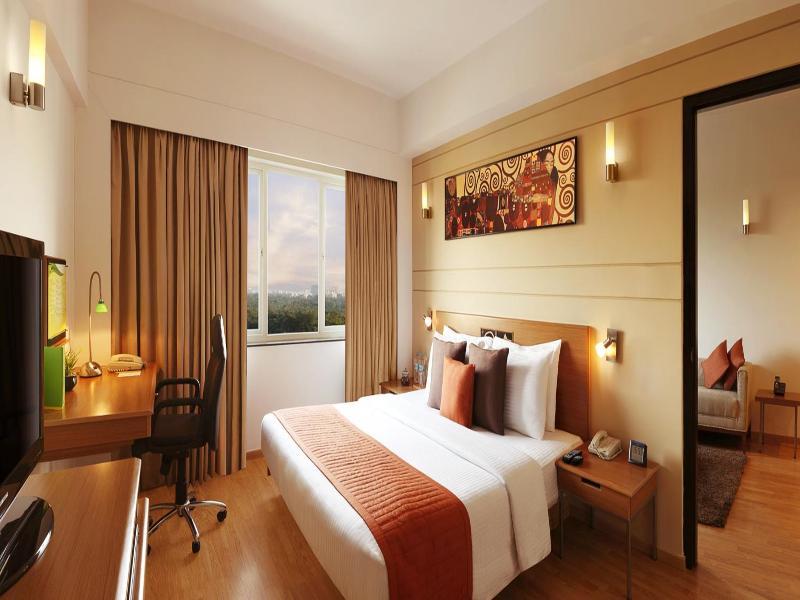 העיר בנגלור Lemon Tree Hotel Electronics City מראה חיצוני תמונה