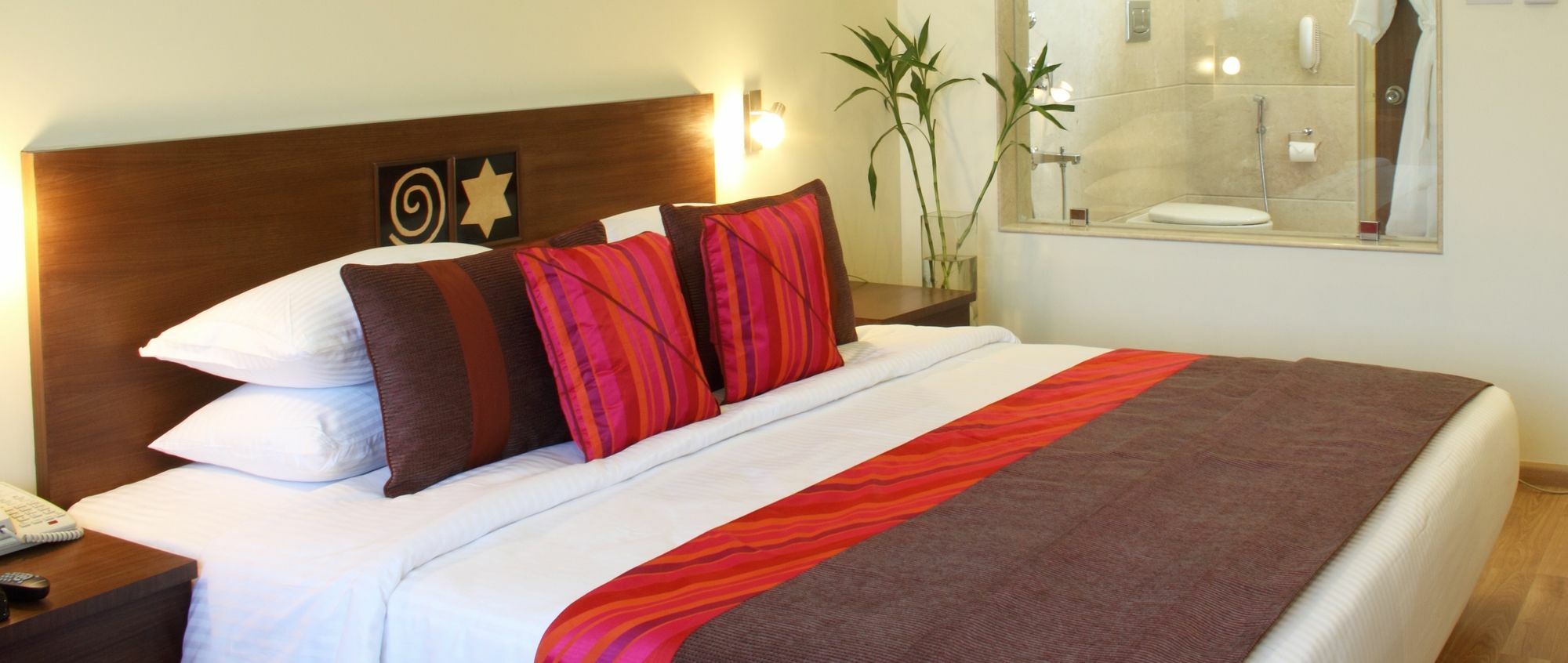 העיר בנגלור Lemon Tree Hotel Electronics City מראה חיצוני תמונה