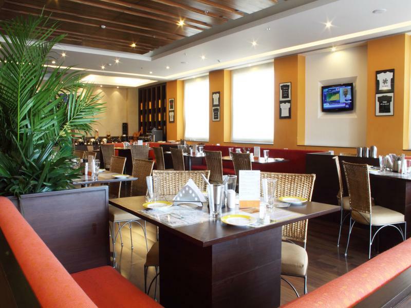 העיר בנגלור Lemon Tree Hotel Electronics City מראה חיצוני תמונה